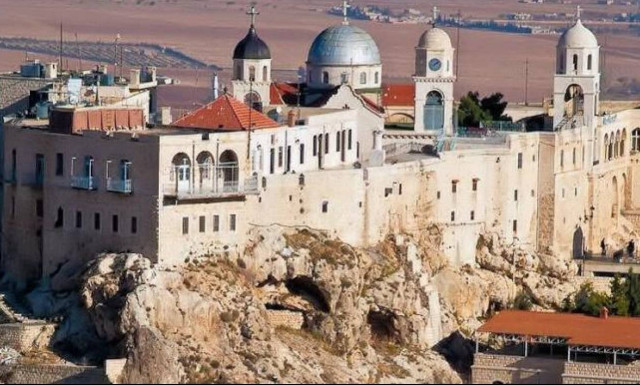 Οι βελονιές της Παναγίας- Συγκλονιστικό θαύμα σε Μουσουλμάνο στη Συρία