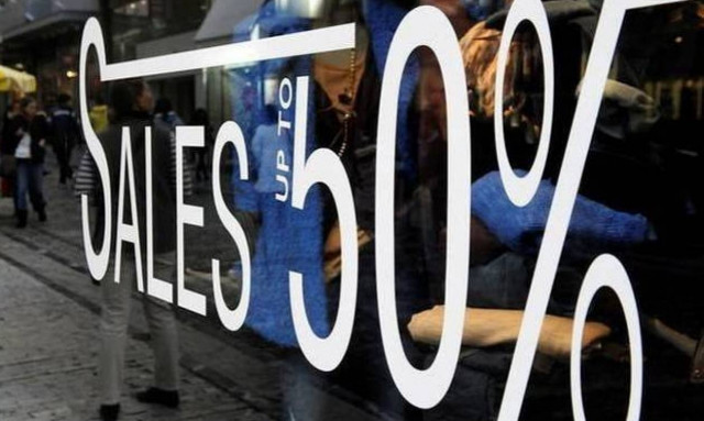 Ενδιάμεσες φθινοπωρινές εκπτώσεις: Δείτε πόσο θα διαρκέσουν