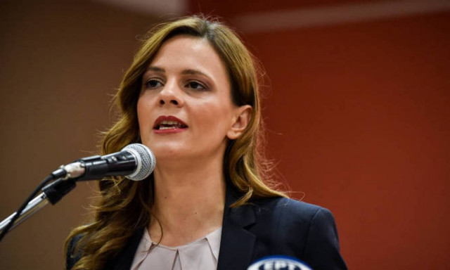 Αισιόδοξη η Αχτσιόγλου για τη μη περικοπή των συντάξεων – Τι είπε για τα αναδρομικά