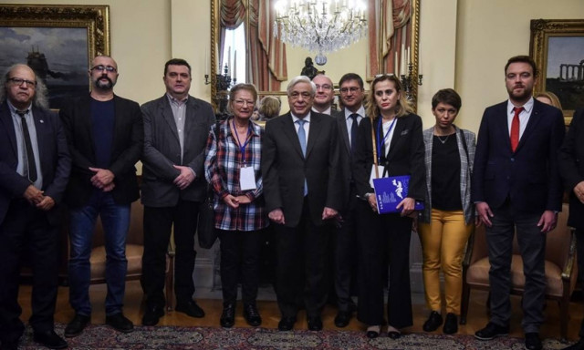 Συνάντηση Παυλόπουλου με την πρόεδρο της ΕΣΗΕΑ και τους προέδρους δημοσιογραφικών ενώσεων