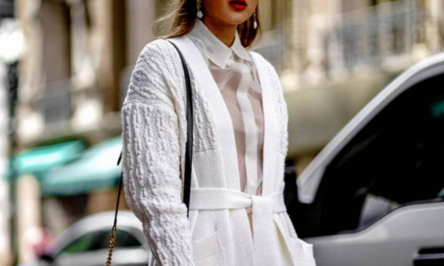 Το cardigan είναι ακόμα εδώ και έχει θέση στο δικό σου street style