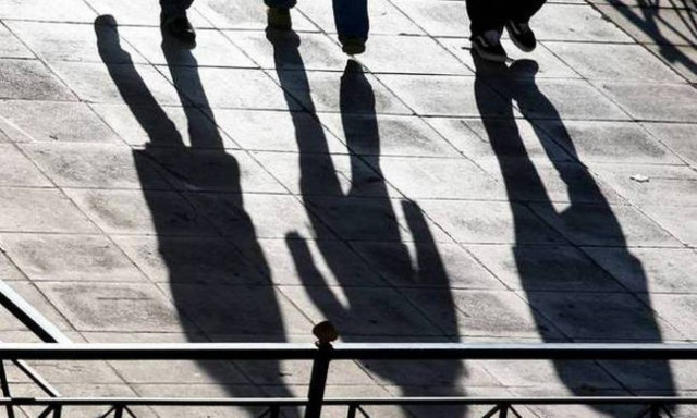 ΓΣΕΕ: Έως τις 31/12 η χορήγηση της ετήσιας άδειας ανάπαυσης και του επιδόματος αδείας