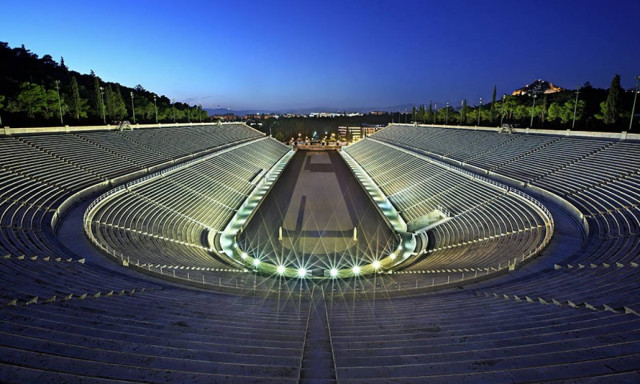 «ΝΕΝΙΚΗΚΑΜΕΝ»: Ο Γιώργος Θεοφάνους συνθέτει τον Ύμνο του Μαραθωνίου της Αθήνας...