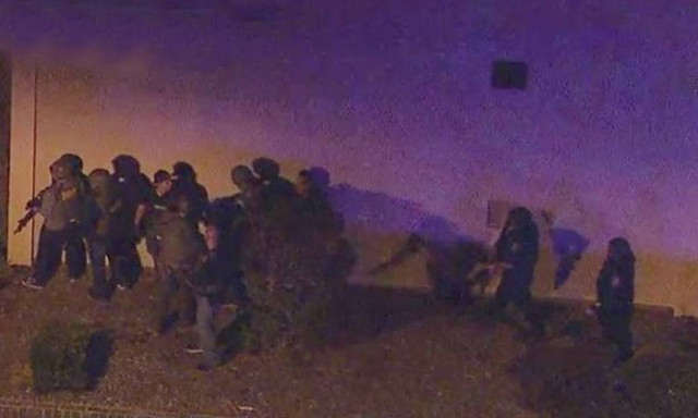 Συναγερμός στις ΗΠΑ: Ένοπλη επίθεση σε μπαρ στην Καλιφόρνια – Πολλοί τραυματίες (Pics+Vids)