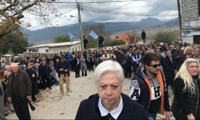 Αυτή είναι η Κύπρια που θεωρείται ανεπιθύμητη στην Αλβανία: Δείτε γιατί (pics)