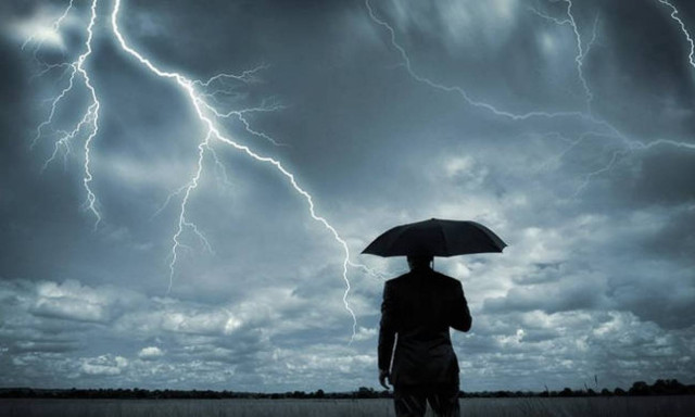 Αλλάζει ο καιρός: Προσοχή τις επόμενες ώρες! Καταιγίδες, πτώση της θερμοκρασίας και χιόνια