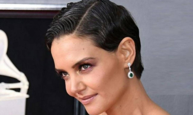 Πώς να μακρύνεις τα μαλλιά σου μετά από ένα pixie κούρεμα