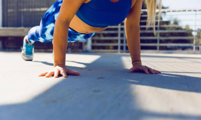 Κοιλιακοί στο σπίτι: Οι 10 top ασκήσεις