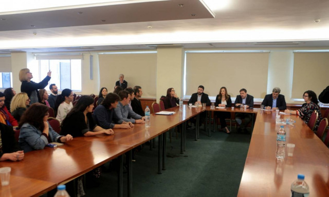 ΟΑΕΔ: Παρατείνεται για ένα χρόνο το πρόγραμμα απασχόλησης σε μονάδες δημόσιας υγείας