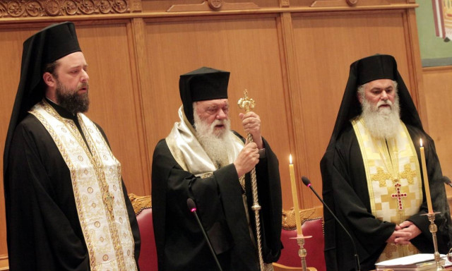 Ένταση στην Ιεραρχία: Αποχώρησαν οι Μητροπολίτες Μεσσηνίας και Καισαριανής - Τι πρότεινε ο Ιερώνυμος