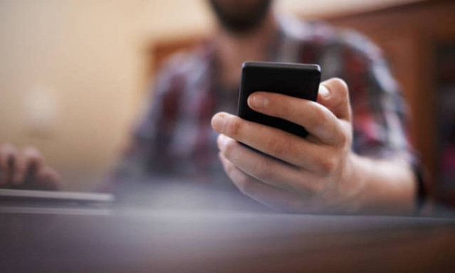 Κάρπαθος: Τo SMS του στοίχισε 5.830 ευρώ!