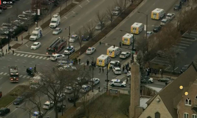 Συναγερμός στο Σικάγο: Ένοπλος άνοιξε πυρ κοντά σε νοσοκομείο