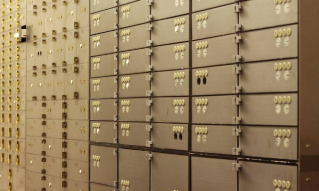 Ανοίγουν θυρίδες για χρέη στο Δημόσιο – Κατάσχονται μετρητά και τιμαλφή