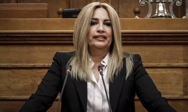 Γεννηματά: Ο Τσίπρας είναι ο «Κύριος 10-1»! Δέκα παίρνει, ένα δίνει!