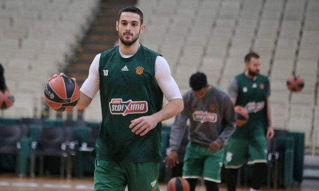 Πόσους πόντους θα πετύχει απόψε ο Παπαπέτρου;