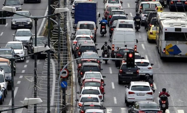 Τέλη κυκλοφορίας 2019: Αναρτώνται την επόμενη εβδομάδα - Δείτε τι θα πληρώσετε (πίνακες)