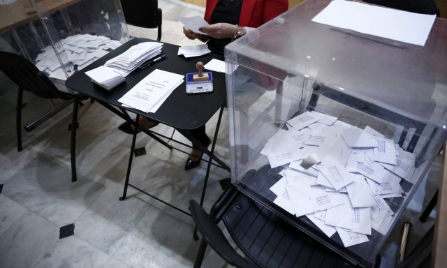 Νέα Δημοσκόπηση: Μεγάλο προβάδισμα της ΝΔ έναντι του ΣΥΡΙΖΑ