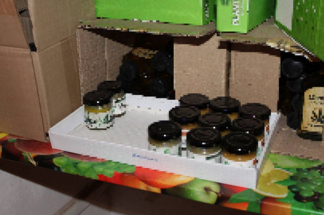 Πειραιάς: Πούλαγαν μέσω ίντερνετ σκευάσματα κάνναβης (pics)