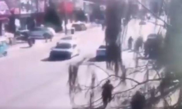 Αυτοκίνητο «θέρισε» μαθητές στην Κίνα: Τουλάχιστον πέντε νεκροί και 18 τραυματίες (vid)