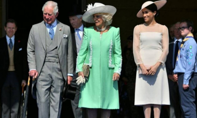 Ο Κάρολος αποκάλυψε το όνομα του παιδιού που περιμένουν Meghan και Harry