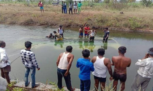 Τραγωδία στην Ινδία: Λεωφορείο έπεσε από διώρυγα σε ποτάμι - Δεκάδες παιδιά νεκρά (ΣΚΛΗΡΕΣ ΕΙΚΟΝΕΣ)