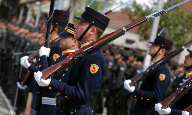 Αναδρομικά ενστόλων: Ποιοι θα εισπράξουν μέχρι και 20.000 ευρώ