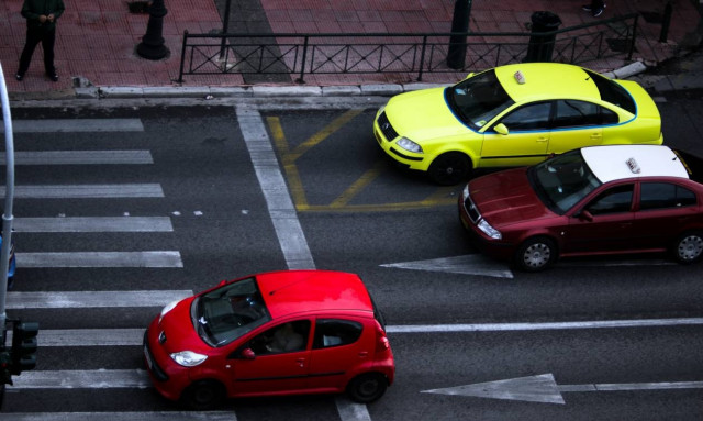 Αναρτήθηκαν τα τέλη κυκλοφορίας 2019: Πόσα θα πληρώσετε - Ποιοι απαλλάσσονται