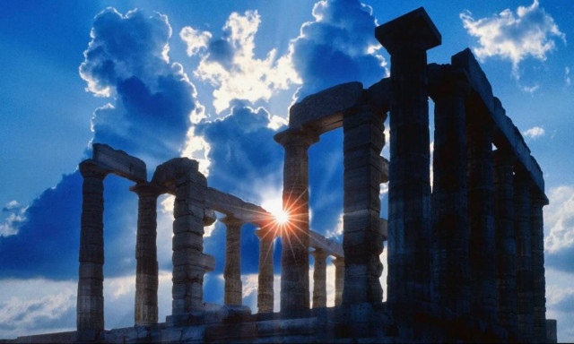 Ψηφίστε τώρα: Ποια χώρα πιστεύετε ότι έχει βοηθήσει την Ελλάδα;