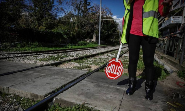 Woman run over by train in Athens