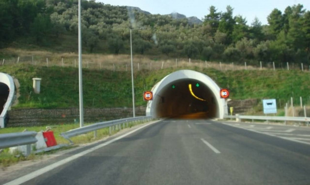 Κλειστές από Τρίτη (27/11) οι σήραγγες Καμένων Βούρλων και Αγίου Κωνσταντίνου