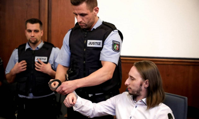 Στη φυλακή οδηγείται ο βομβιστής της Μπορούσια Ντόρτμουντ - Τι αποκάλυψε στο δικαστήριο (Vids)