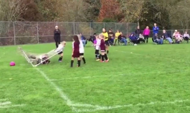 Οι πιο αστείες στιγμές στο ποδόσφαιρο (vid)