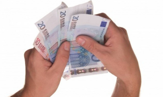 ΟΠΕΚΑ: Σήμερα πληρώνονται τα προνοιακά επιδόματα