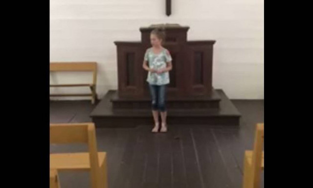 Η απίστευτη φωνή ενός μικρού κοριτσιού (vid)