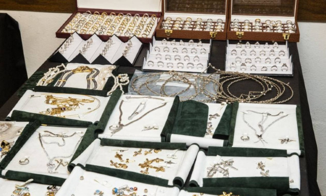 Sixty-three charged with gold smuggling to start testifying to examining magistrate