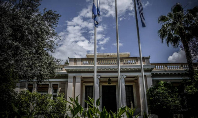 Άγριος «πόλεμος» Μαξίμου - Μητσοτάκη για τις καταλήψεις (vid)