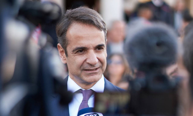 Απίστευτη φωτογραφία: Δείτε ποιο πανεπιστήμιο που εκθείαζε ο Μητσοτάκης έγινε στόχος νεοναζί (pic)