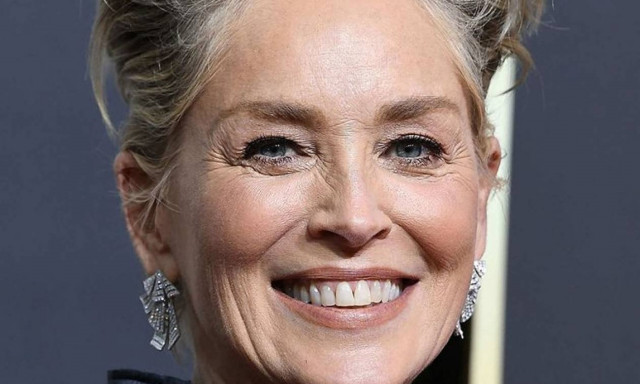 Sharon Stone: Ο φακός την τσάκωσε με τον νέο σύντροφό της