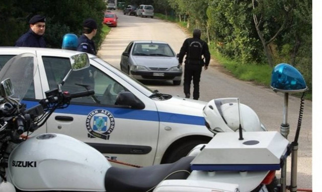 Κόρινθος: Αναποδογύρισε φορτηγό στο Χιλιομόδι - Με δυσκολία η κυκλοφορία Ι.Χ