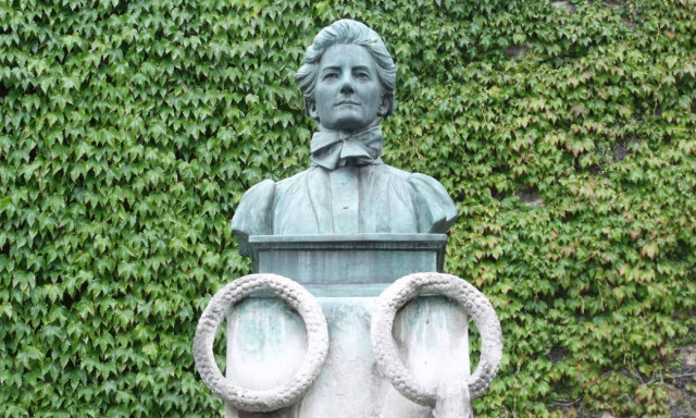 Έντιθ Κάβελ: Ποια ήταν η ηρωίδα της Αντίστασης που τιμά σήμερα με doodle η Google (Pics+Vid)