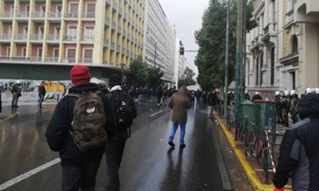 Ten being questioned after clashes in Athens rally; additional rallies for Grigoropoulos in evening