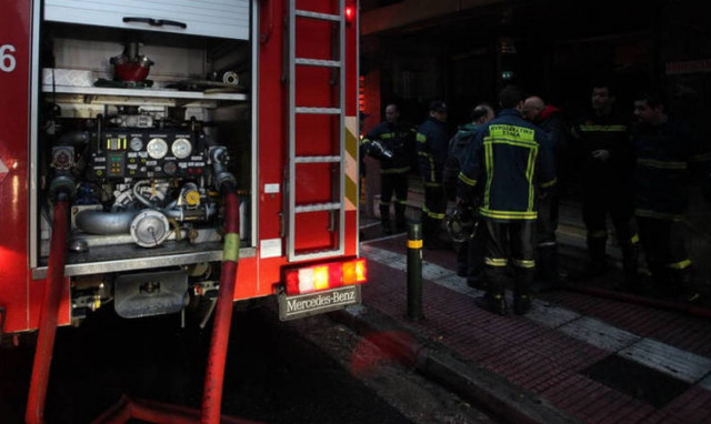 Φωτιά σε διαμέρισμα στα Άνω Πατήσια