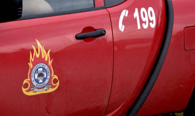 Ρόδος: Μεγάλη φωτιά σε ραδιοφωνικό σταθμό (pics)