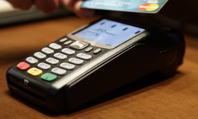 ΑΑΔΕ: Τέλος χρόνου για τον επαγγελματικό λογαριασμό