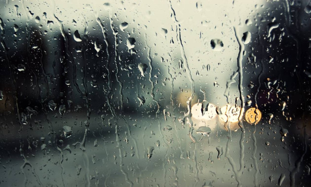 Clouds and rain forecast for Sunday