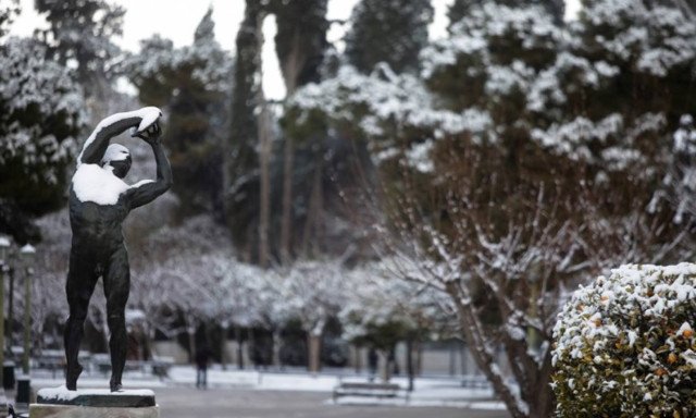 Χριστούγεννα 2018 - Χιόνια στην Αθήνα - Τι αποκαλύπτει μετεωρολόγος για τον καιρό στις γιορτές