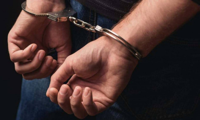 Αγρίνιο: Χειροπέδες σε 51χρονο φυγόδικο για θανατηφόρο τροχαίο στην Αθήνα