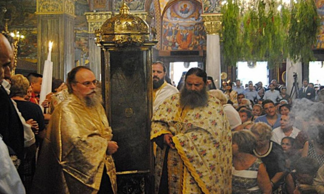 Άγιος Διονύσιος: Αμέτρητα τα θαύματα