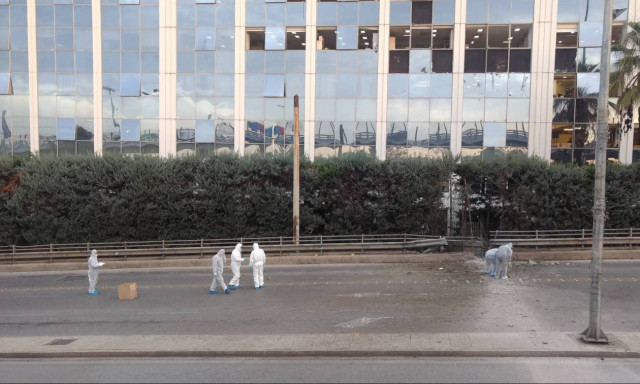 Έκρηξη βόμβας: Έτσι χτύπησαν τον ΣΚΑΪ - Τα πέντε κιλά εκρηκτικής ύλης και οι εικόνες καταστροφής