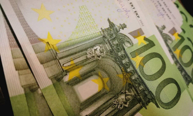 Αντισυνταγματικές οι περικοπές σε δώρα Χριστουγέννων, Πάσχα και επίδομα αδείας